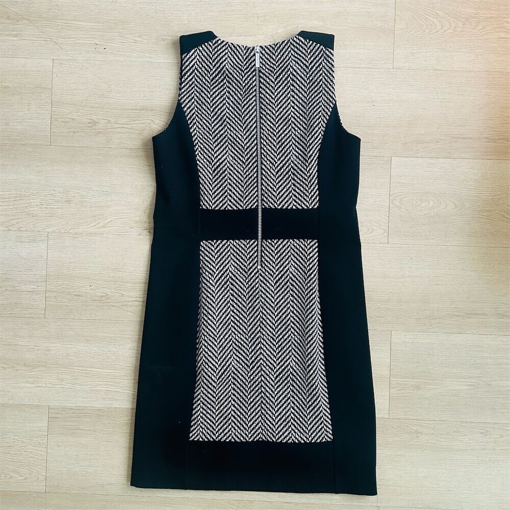 Michael Kors Dress Womens Size 10 Black White Herringbone Shift Sleeveless - Picture 7 of 8